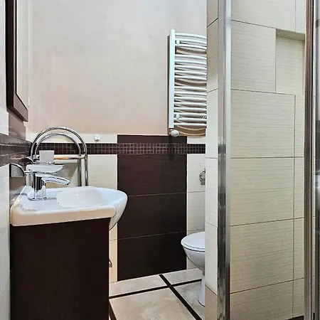 Rodzinny Brzozowa Centrum By Rentilopl Apartamento *
